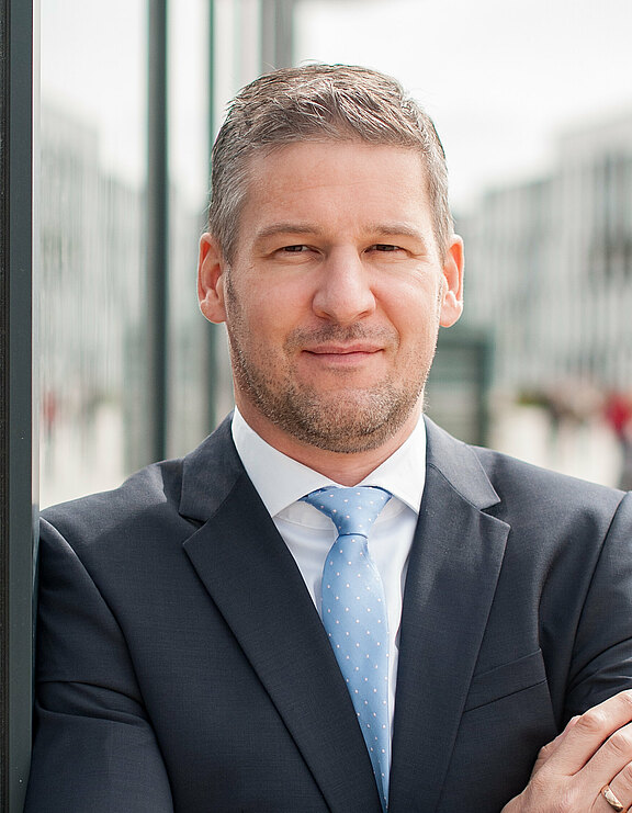 Portrait_Bernhard_Birawe.jpg